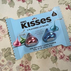 NEW Hershey’s Kisses Chocolate and Vanilla Flavored Lip Balm Set